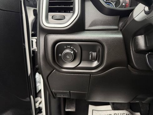 Used 2021 RAM 2500 Big Horn image 23