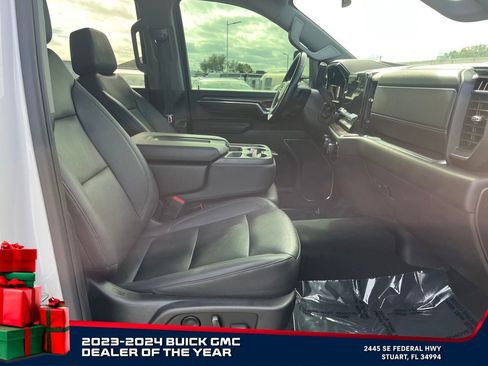 Used 2024 Chevrolet Silverado 2500 LTZ image 18