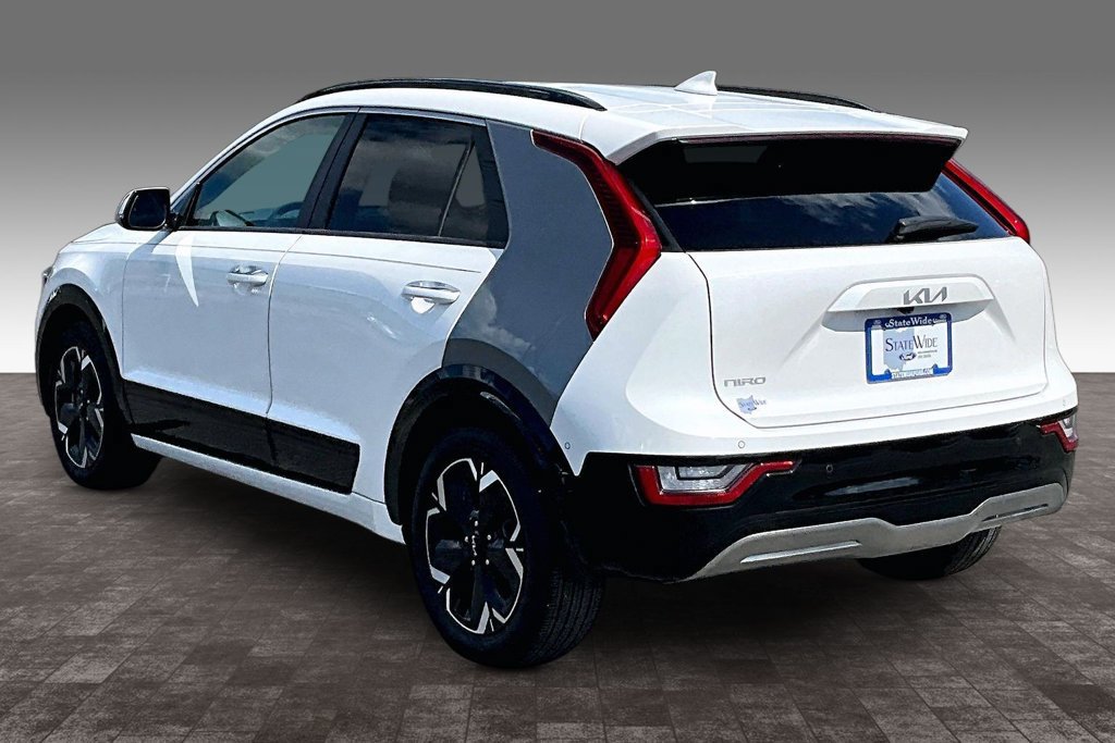 Used 2023 Kia Niro Wave w/ Wave Preserve Package FWD image 25