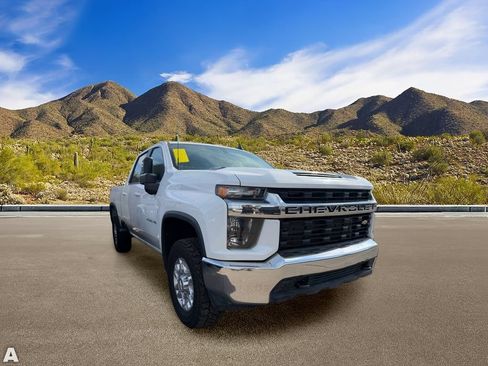Used 2021 Chevrolet Silverado 2500 LT w/ Fleet Comfort Package AWD/4WD image 5