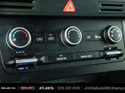 Used 2022 Kia Carnival LX FWD image 15