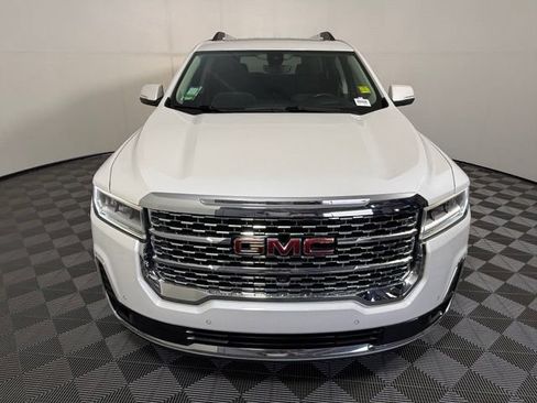 Used 2021 GMC Acadia Denali w/ Denali Technology Package FWD image 9