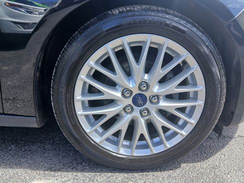 Used 2014 Ford Focus Titanium image 24