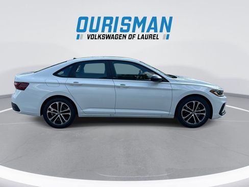 New 2026 Volkswagen Jetta Sport FWD image 9