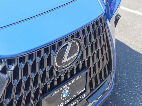 Used 2025 Lexus NX 250 FWD image 11