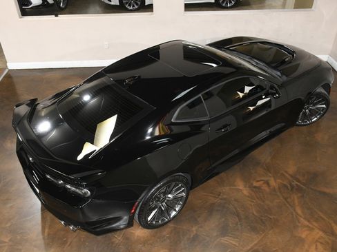 Used 2023 Chevrolet Camaro ZL1 image 75