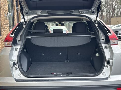 Used 2023 Mitsubishi Eclipse Cross LE image 11