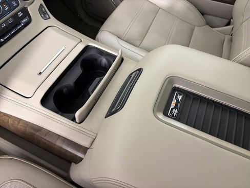 Used 2019 GMC Yukon XL Denali w/ Open Road Package AWD/4WD image 22
