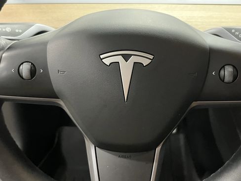 Used 2022 Tesla Model 3 Performance image 20