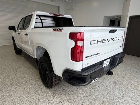 New 2026 Chevrolet Silverado 1500 Custom Trail Boss w/ LPO, Dark Essentials Package AWD/4WD image 5