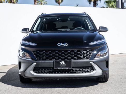 Used 2023 Hyundai Kona SEL w/ Convenience Package FWD image 3