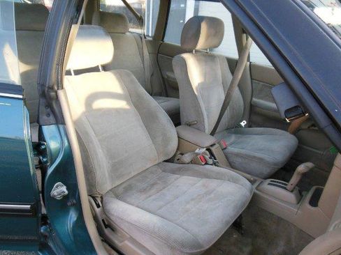 Used 1993 Subaru Legacy LS AWD/4WD image 13