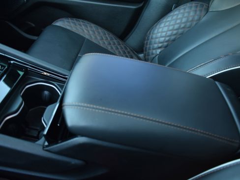 Used 2025 Jeep Grand Cherokee Summit image 23