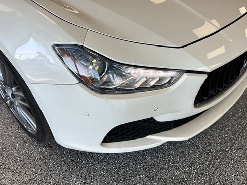 Used 2017 Maserati Ghibli w/ Luxury Package image 35
