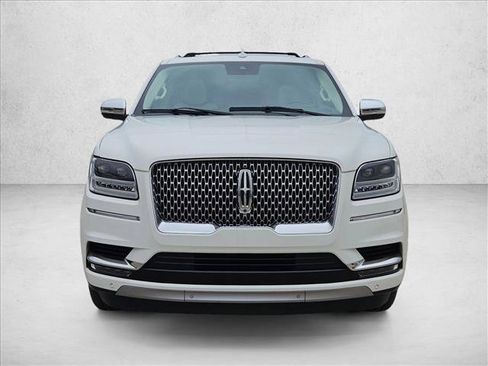 Used 2021 Lincoln Navigator Black Label w/ Cargo Convenience Package AWD/4WD image 2