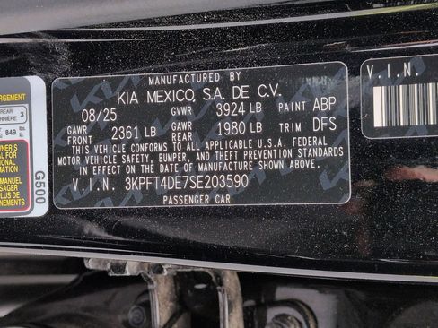 Used 2025 Kia K4 FWD image 36
