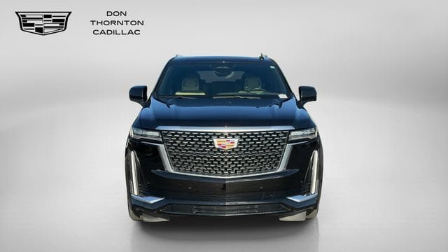 Used 2023 Cadillac Escalade Premium Luxury w/ Performance Package AWD/4WD image 8