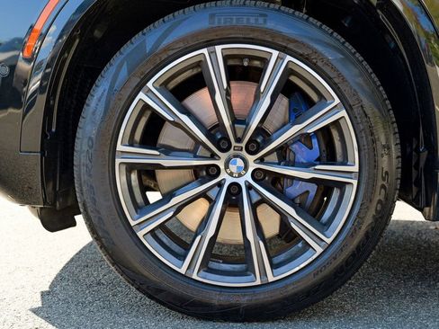 Used 2024 BMW X5 M60i w/ Executive Package image 15