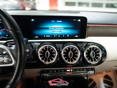 Used 2019 Mercedes-Benz A 220 image 30