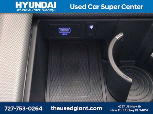 Used 2024 Hyundai Palisade SEL w/ Premium Package FWD image 27