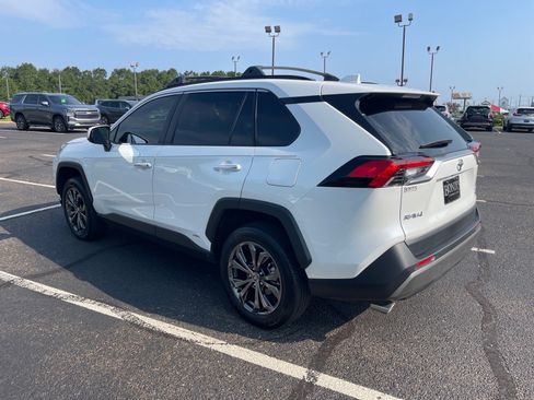 Used 2025 Toyota RAV4 Limited w/ Advanced Technology Package AWD/4WD image 14