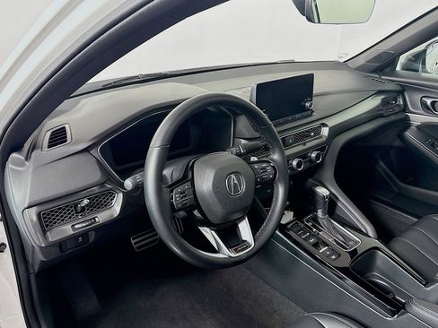 Used 2023 Acura Integra A-Spec image 9