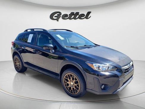 Used 2023 Subaru Crosstrek 2.0i Premium image 2