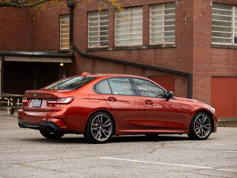 Used 2021 BMW M340i image 8