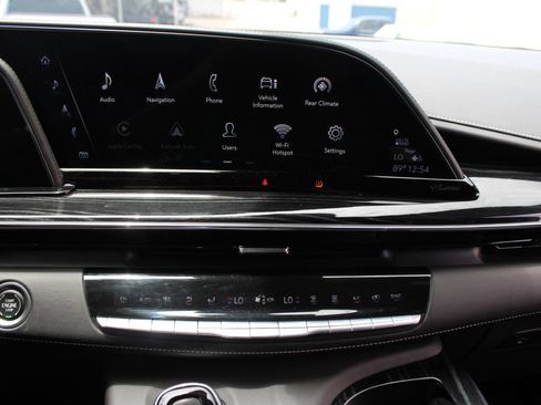 Used 2021 Cadillac Escalade ESV Sport w/ Driver Assist Tech Package AWD/4WD image 28