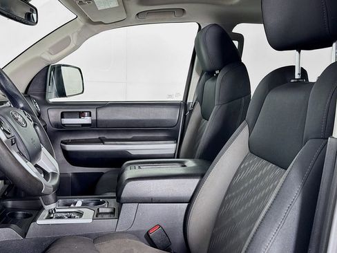 Used 2018 Toyota Tundra SR5 AWD/4WD image 6