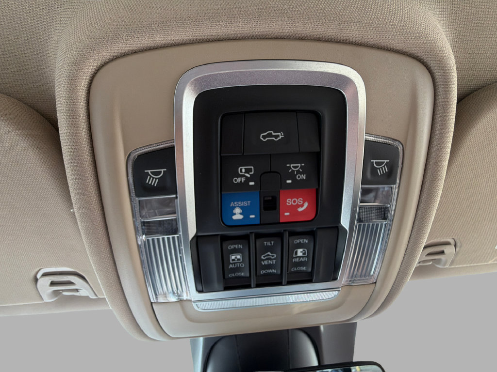 Used 2019 RAM 1500 Laramie AWD/4WD image 24