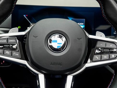 Used 2025 BMW M440i Convertible w/ Premium Package image 30