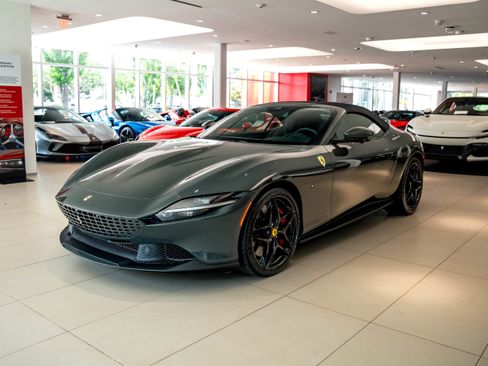 Used 2024 Ferrari Roma Spider image 60