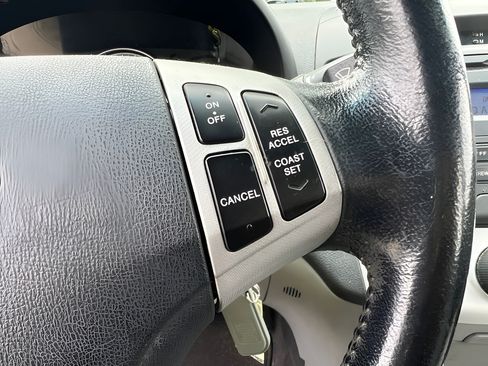 Used 2008 Hyundai Elantra GLS FWD image 19