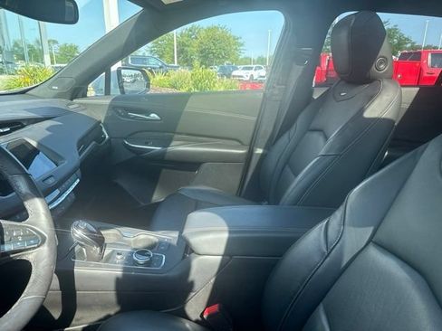 Used 2023 Cadillac XT4 Sport AWD/4WD image 10