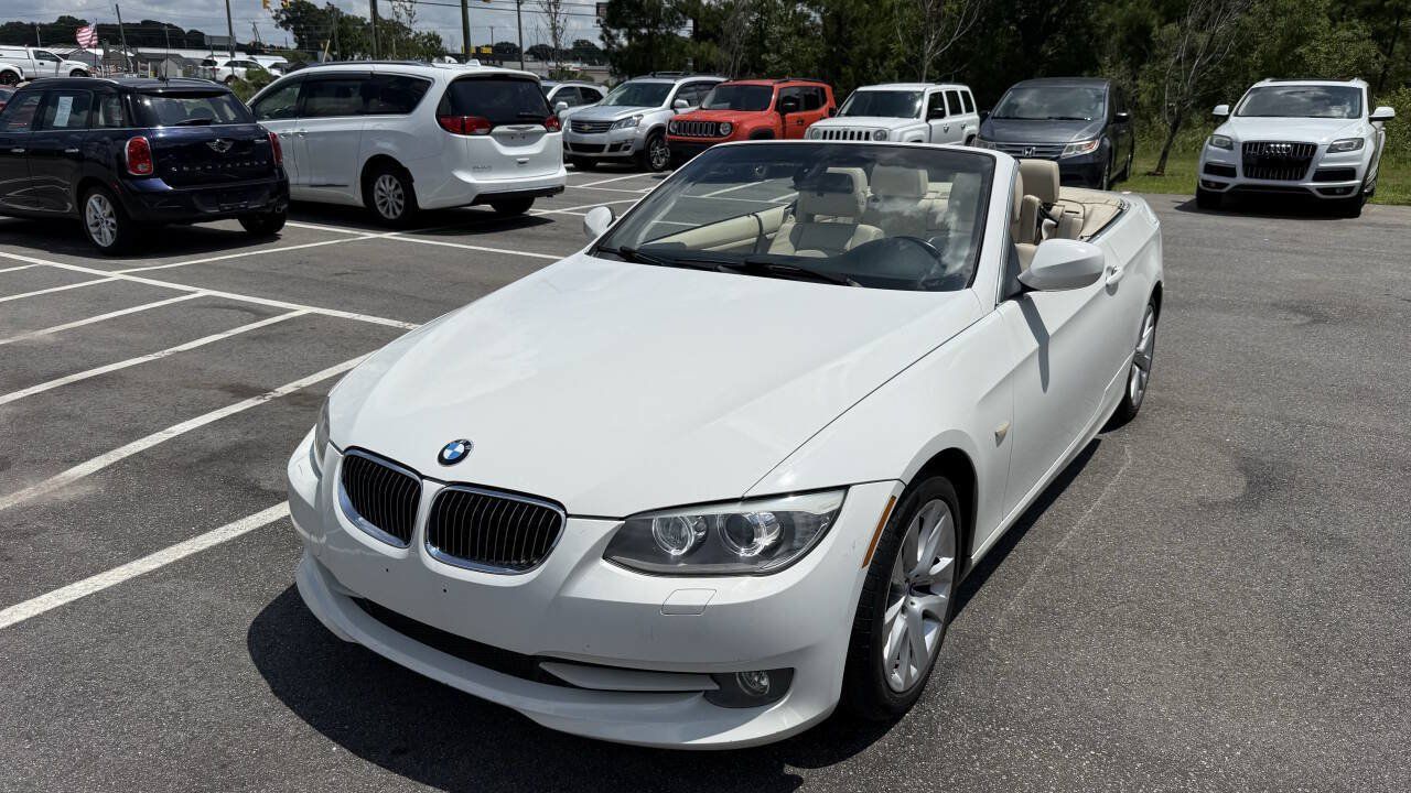 Used 2013 BMW 328i Convertible RWD image 9