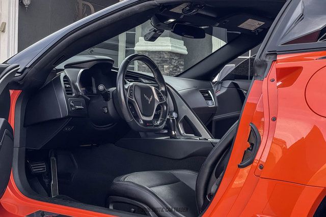 Used 2019 Chevrolet Corvette Z06 RWD image 35