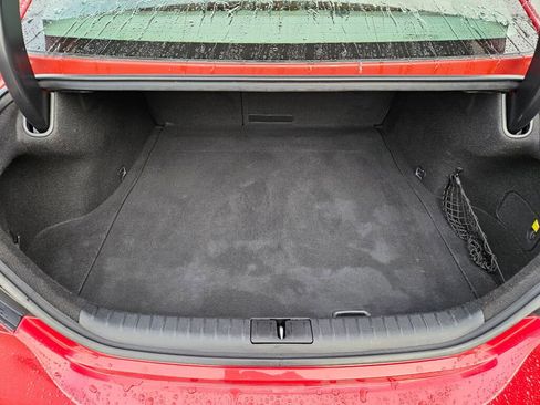 Used 2022 Genesis G70 2.0T image 9