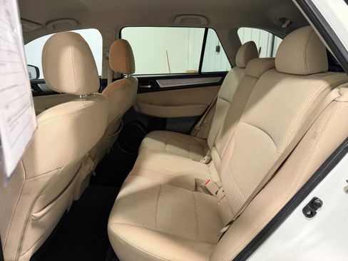 Used 2018 Subaru Outback 2.5i Premium image 24