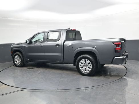 Used 2024 Nissan Frontier SV w/ Technology Package image 7