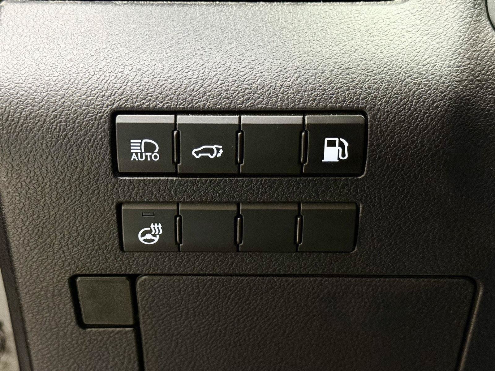 Used 2020 Lexus RX 450h AWD w/ Premium Package image 18