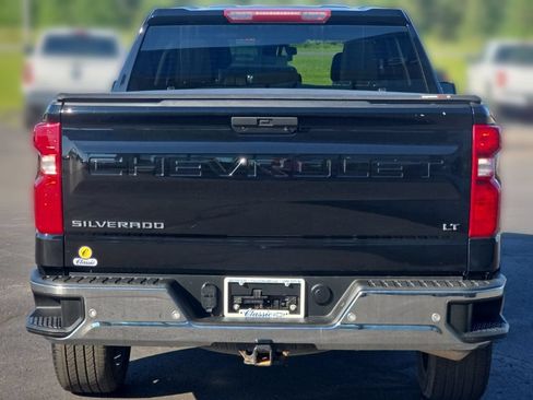 Used 2022 Chevrolet Silverado 1500 LT w/ Safety Package AWD/4WD image 7