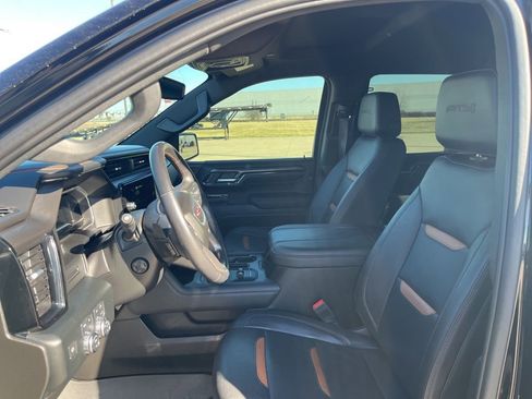 Used 2023 GMC Sierra 1500 AT4 w/ AT4 Premium Package image 10