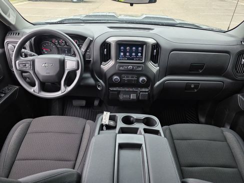Used 2026 Chevrolet Silverado 1500 Custom Trail Boss AWD/4WD image 9