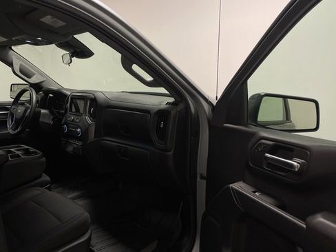 Used 2024 Chevrolet Silverado 1500 Custom w/ Turbomax Blackout Package image 22