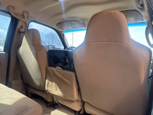 Used 2006 Ford F250 XLT AWD/4WD image 8
