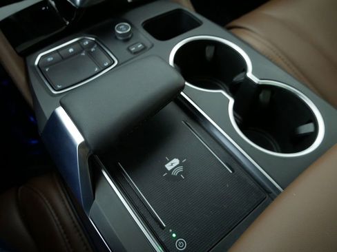 Used 2024 Acura MDX SH-AWD w/ Advance Package image 32