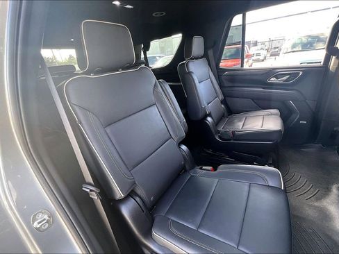 Used 2023 GMC Yukon SLT image 33