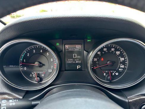 Used 2013 Jeep Grand Cherokee Laredo image 22