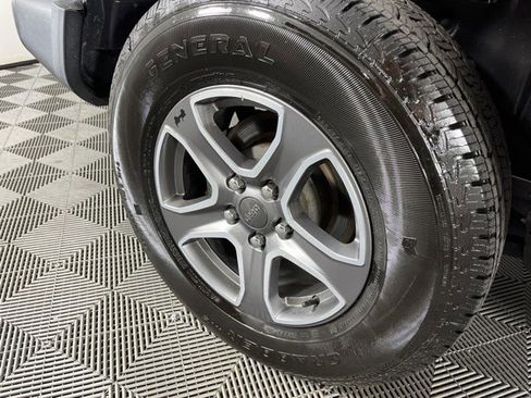 Used 2023 Jeep Wrangler Unlimited Sport AWD/4WD image 12